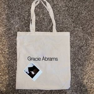 gracie abrams vip merch